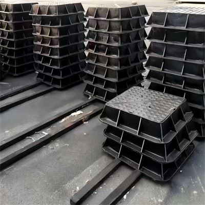 Triangular Manhole Cover Triangular Manhole Cover