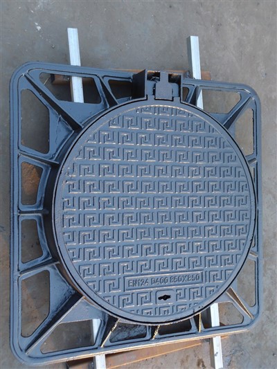 Ductile Iron Square-Kouvri Entèn wonn twou egou